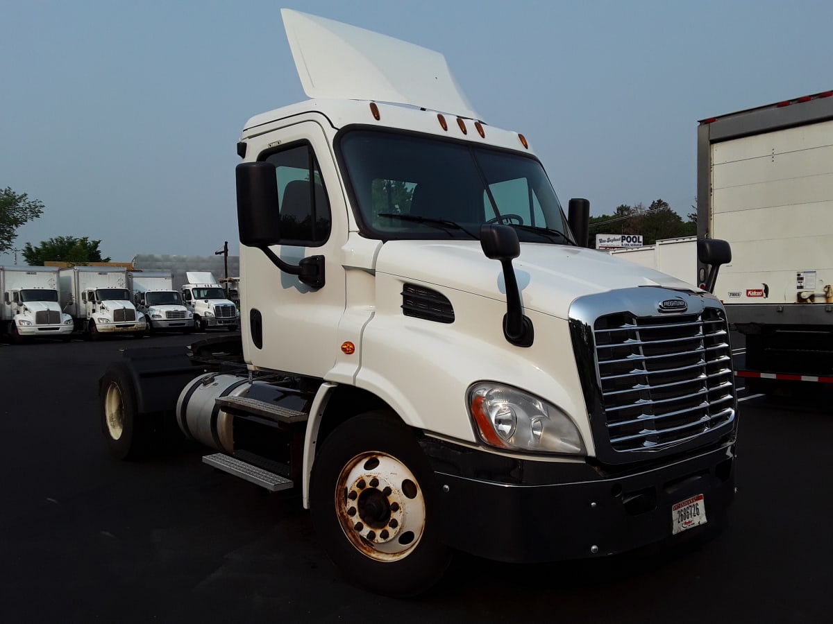 2016 Freightliner/Mercedes CASCADIA 113 660423