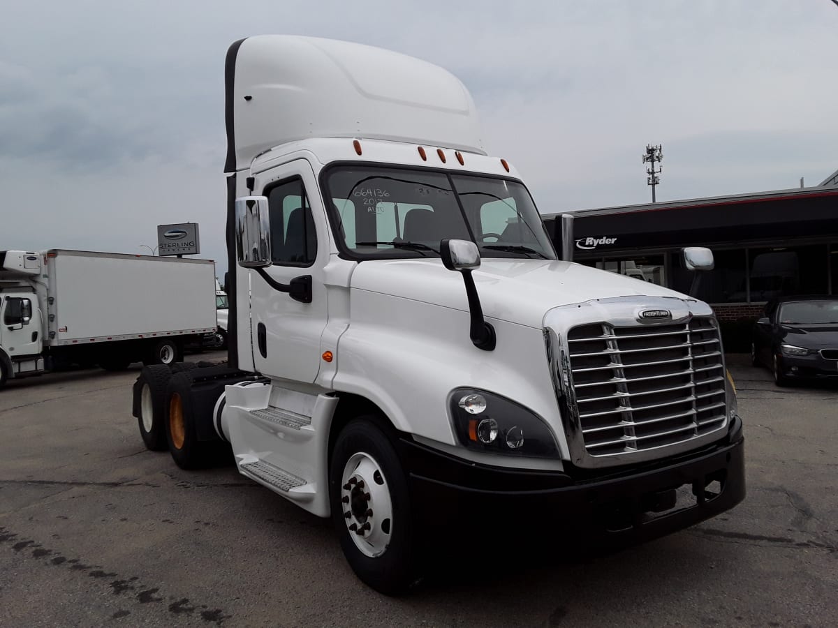 2017 Freightliner/Mercedes CASCADIA 125 664136