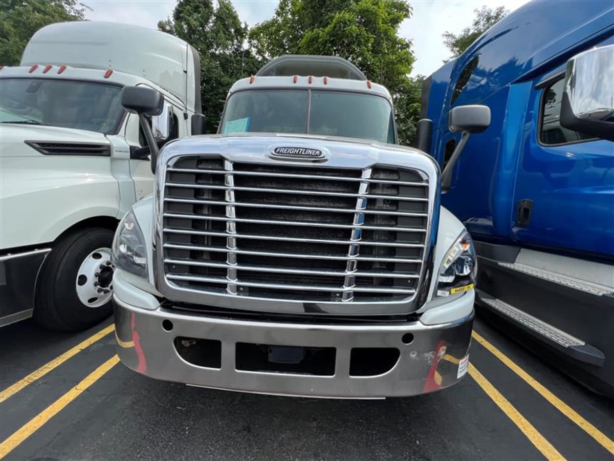 2017 Freightliner/Mercedes CASCADIA 125 665231