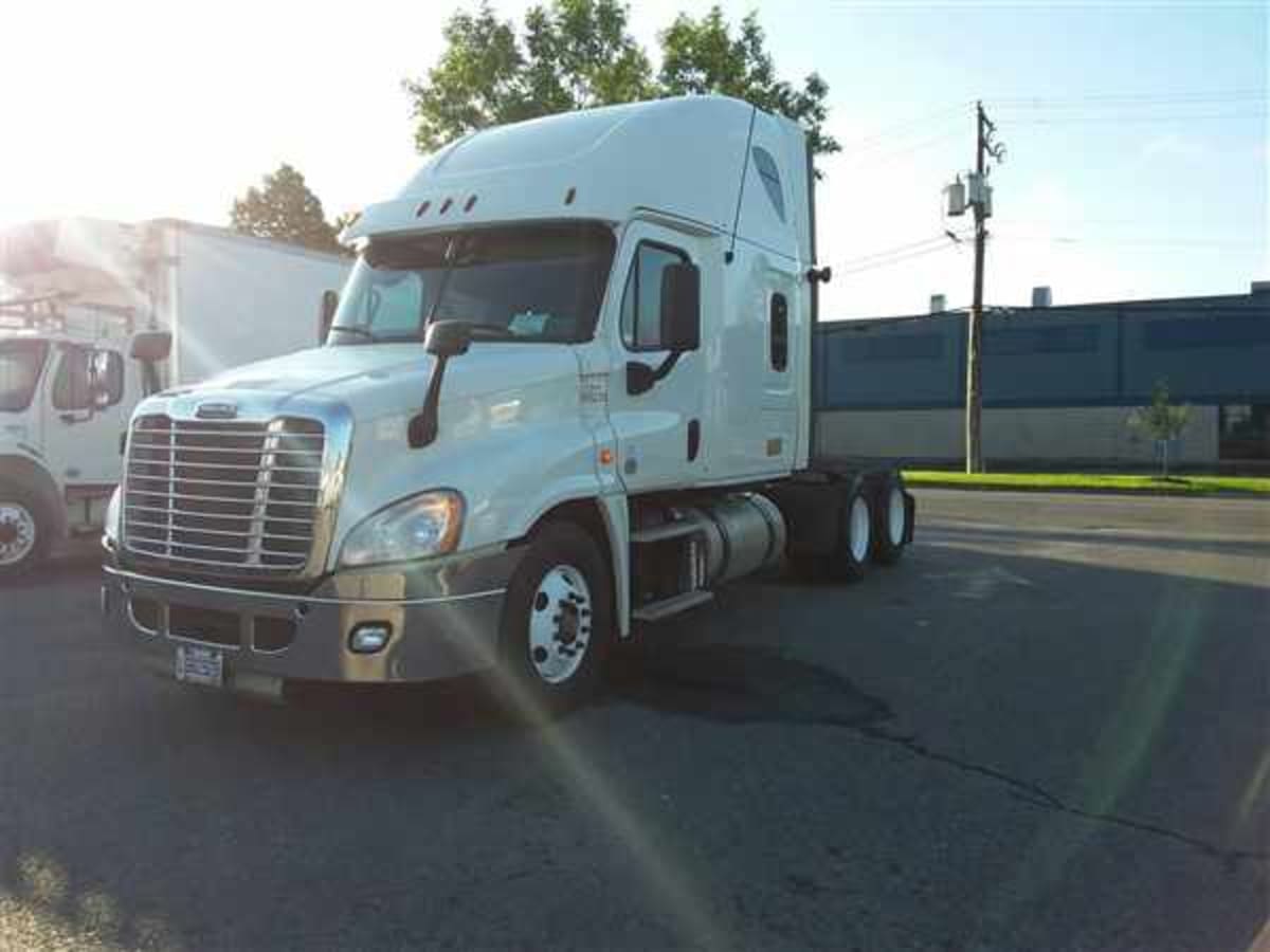 2017 Freightliner/Mercedes CASCADIA 125 665239