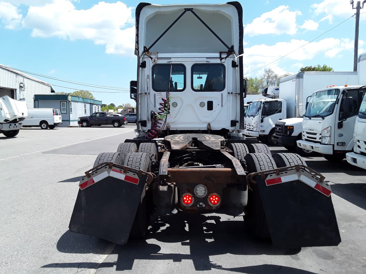 2017 Freightliner/Mercedes CASCADIA 125 665581