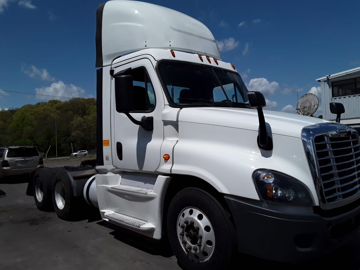 2017 Freightliner/Mercedes CASCADIA 125 665581