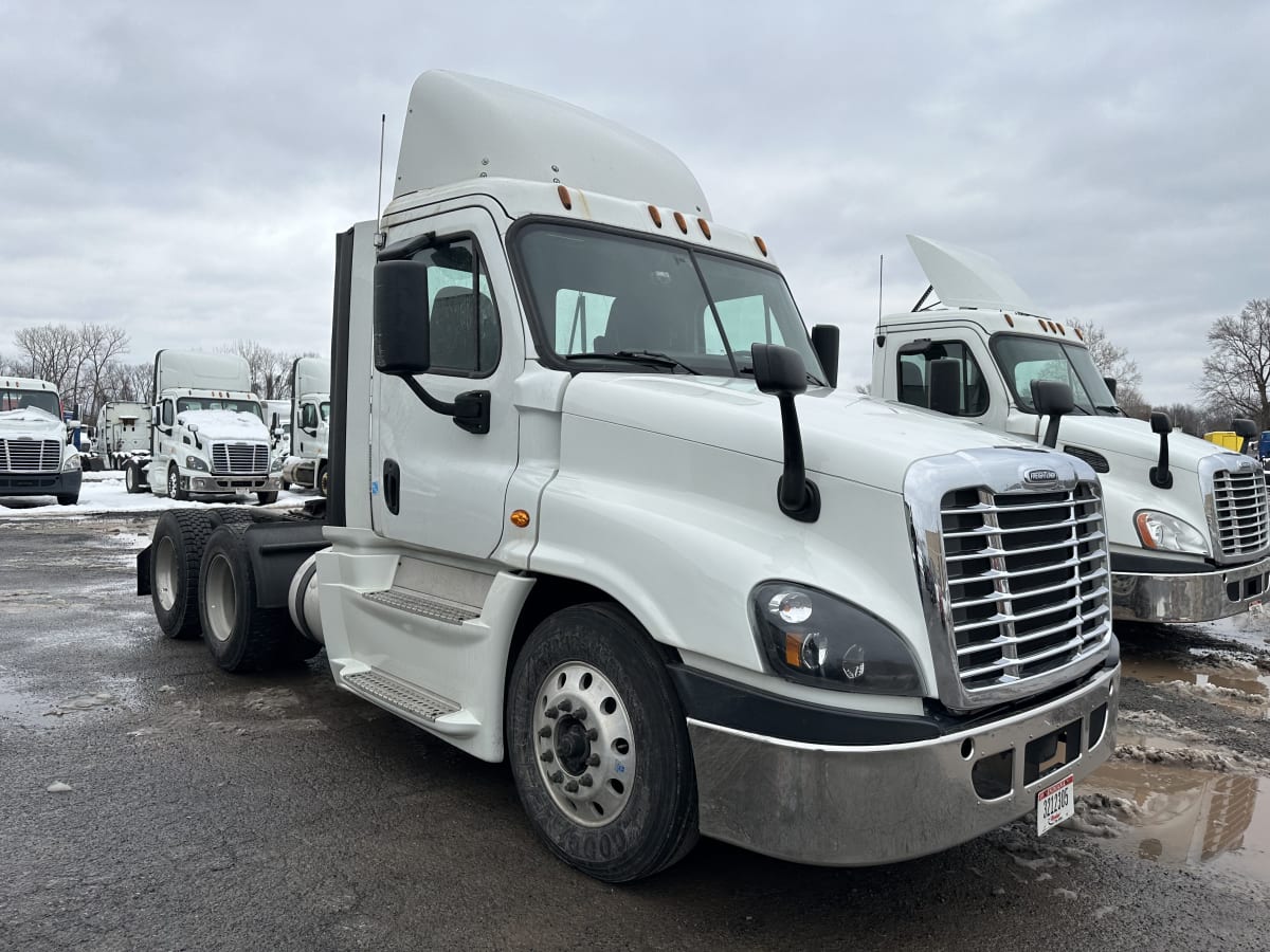 2017 Freightliner/Mercedes CASCADIA 125 665608