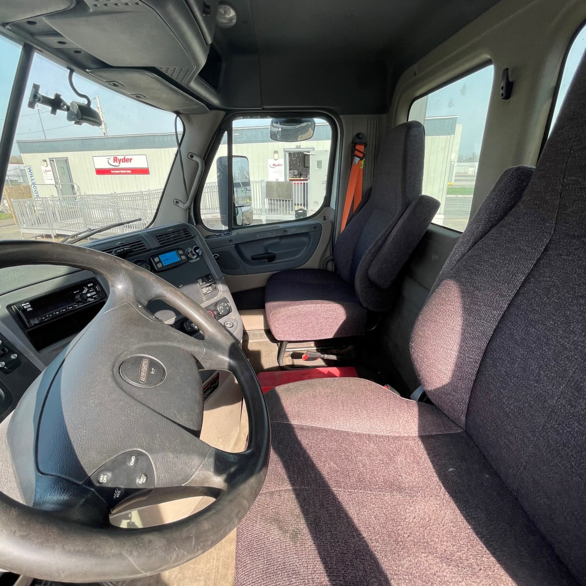 2017 Freightliner/Mercedes CASCADIA 125 665609