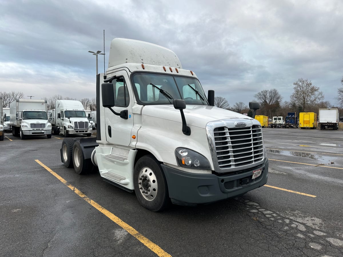 2017 Freightliner/Mercedes CASCADIA 125 665610