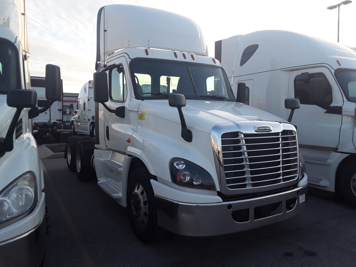 2017 Freightliner/Mercedes CASCADIA 125 668005