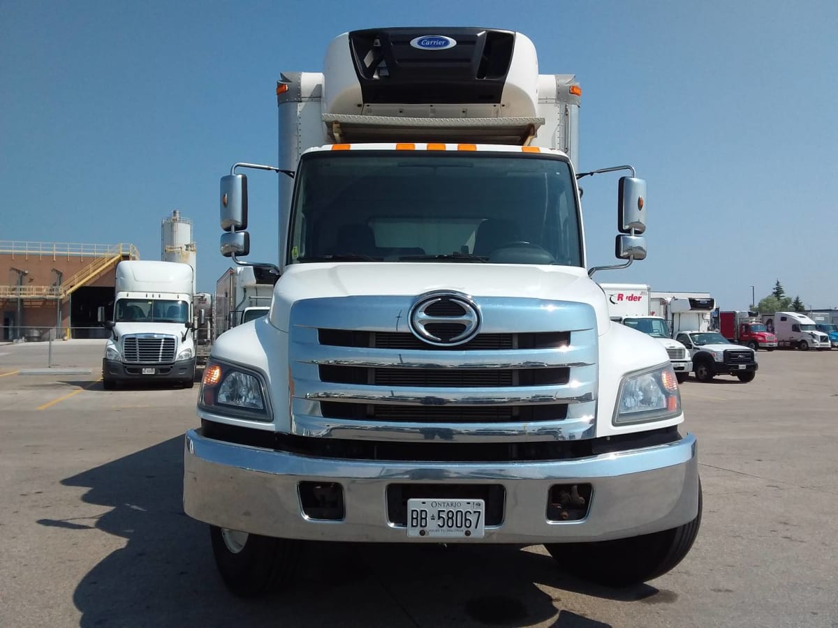 2017 Hino 338 668895