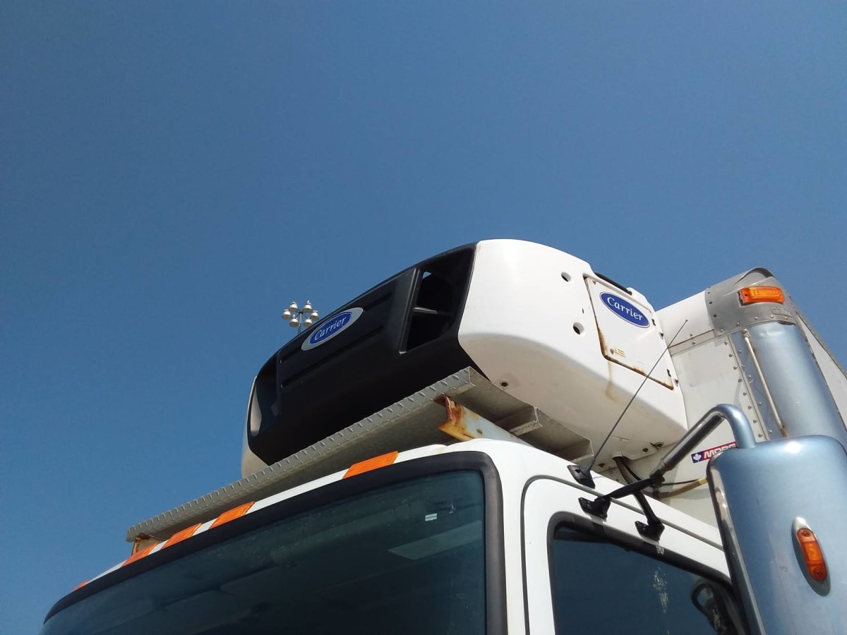 2017 Hino 338 668895