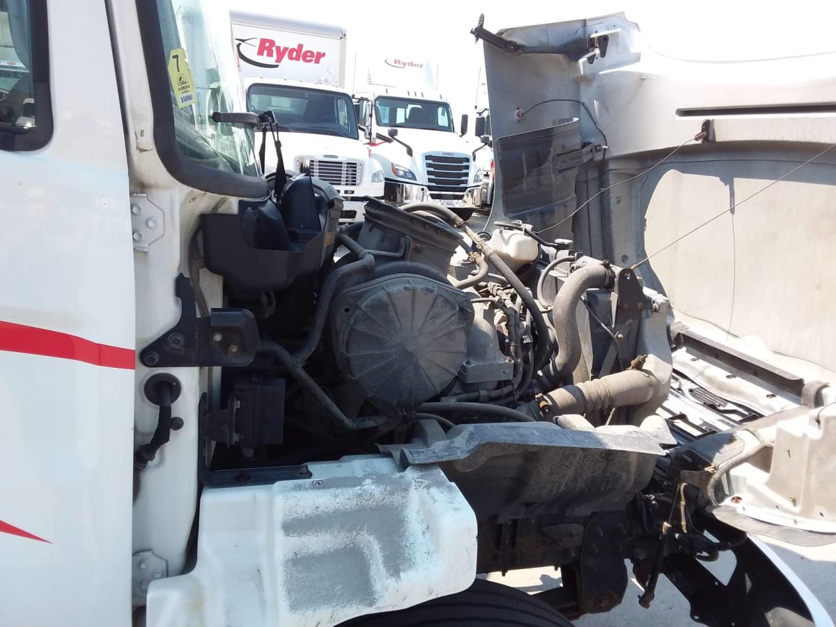 2017 Hino 338 668895