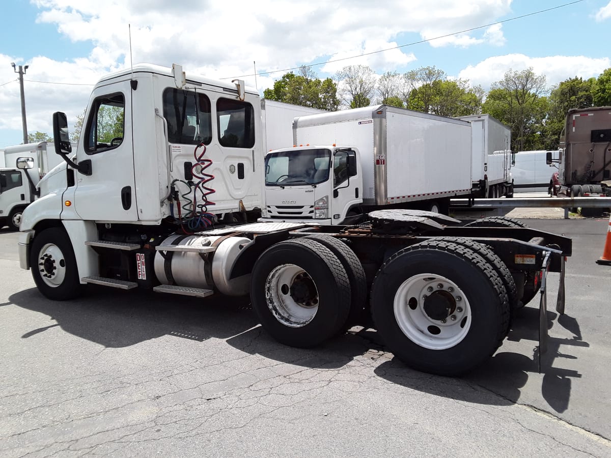 2016 Freightliner/Mercedes CASCADIA 125 669755