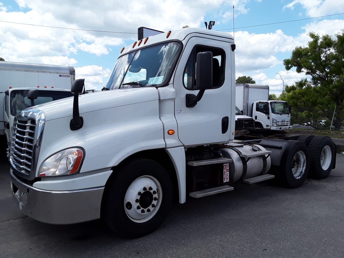 2016 Freightliner/Mercedes CASCADIA 125 669755