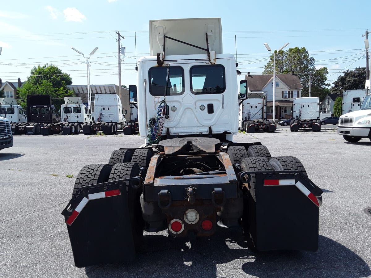 2016 Freightliner/Mercedes CASCADIA 125 669855