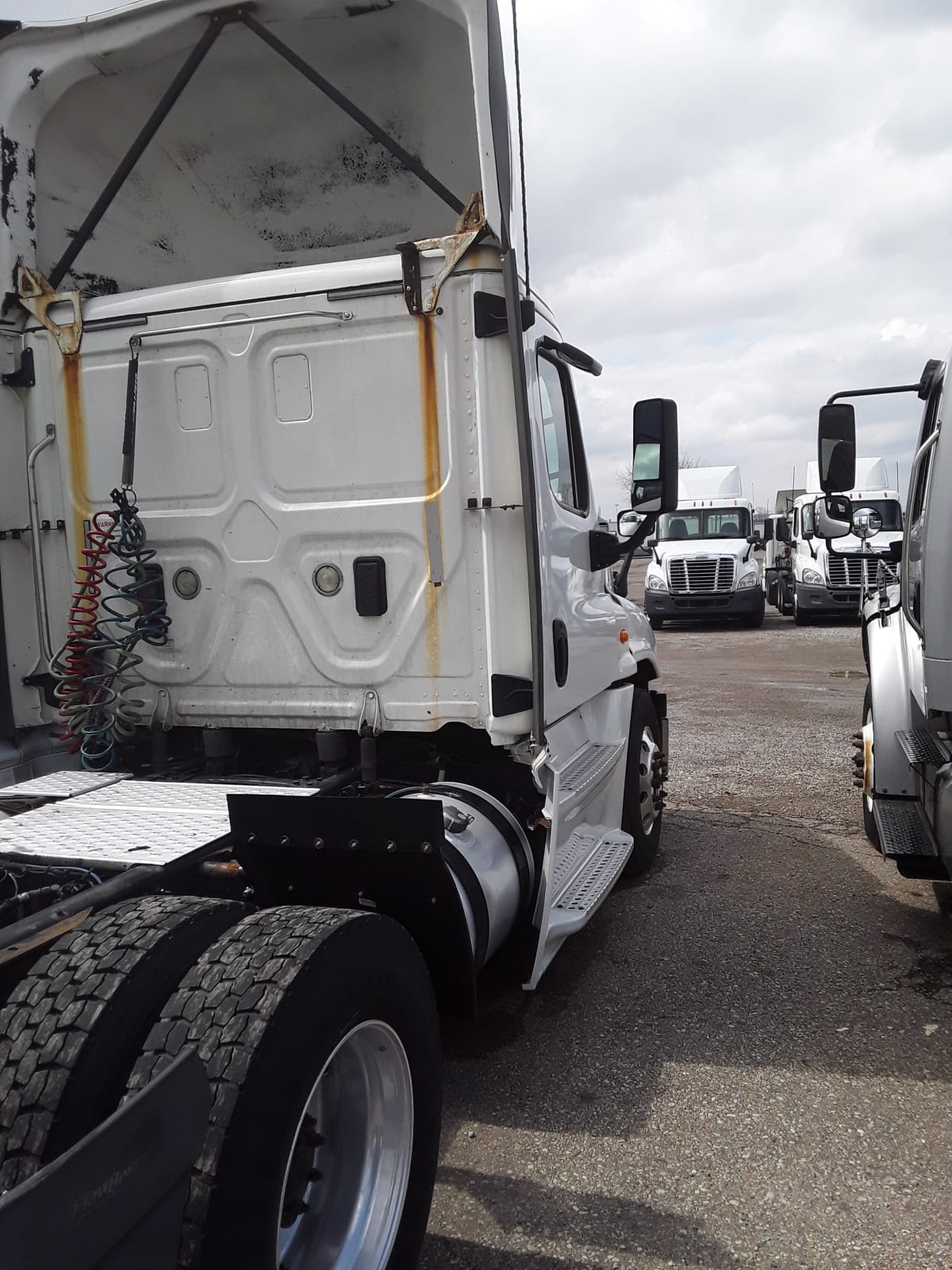 2017 Freightliner/Mercedes CASCADIA 125 671474