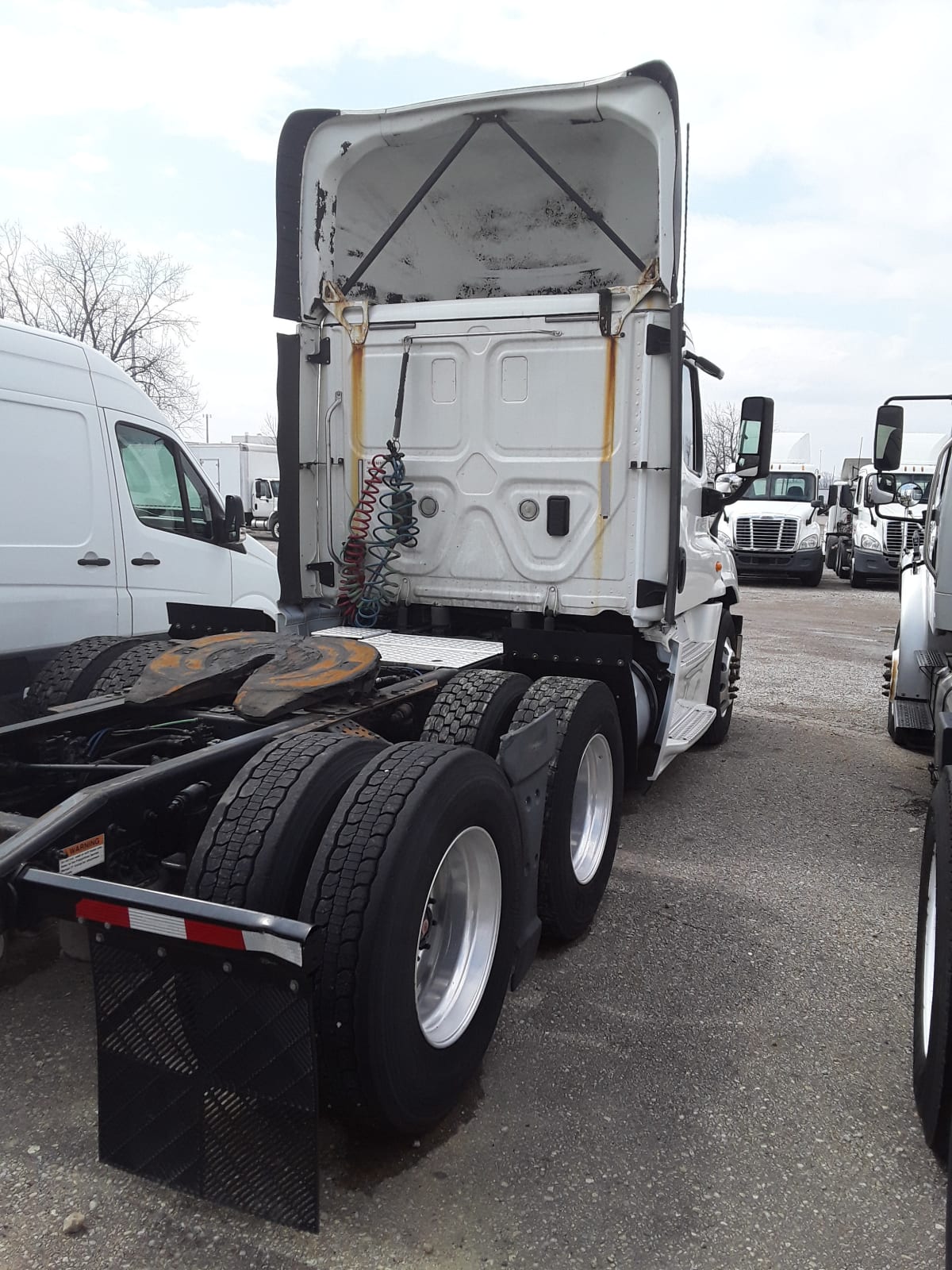 2017 Freightliner/Mercedes CASCADIA 125 671474