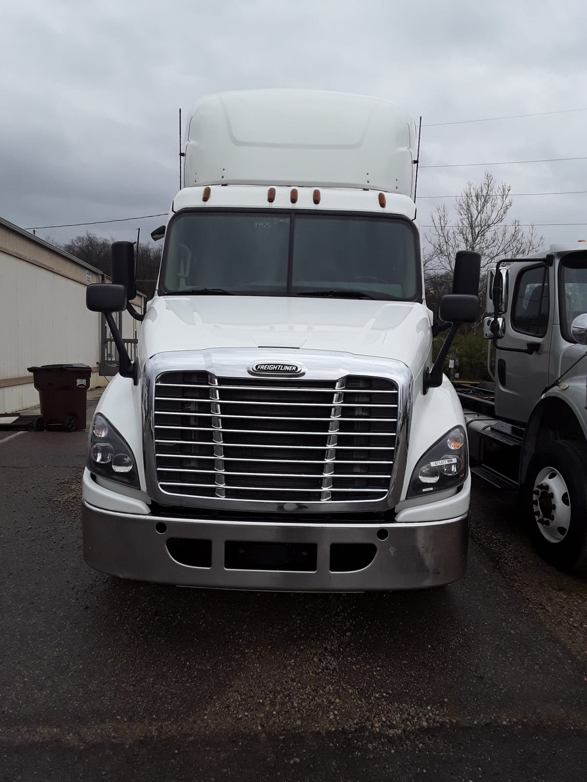 2017 Freightliner/Mercedes CASCADIA 125 671477