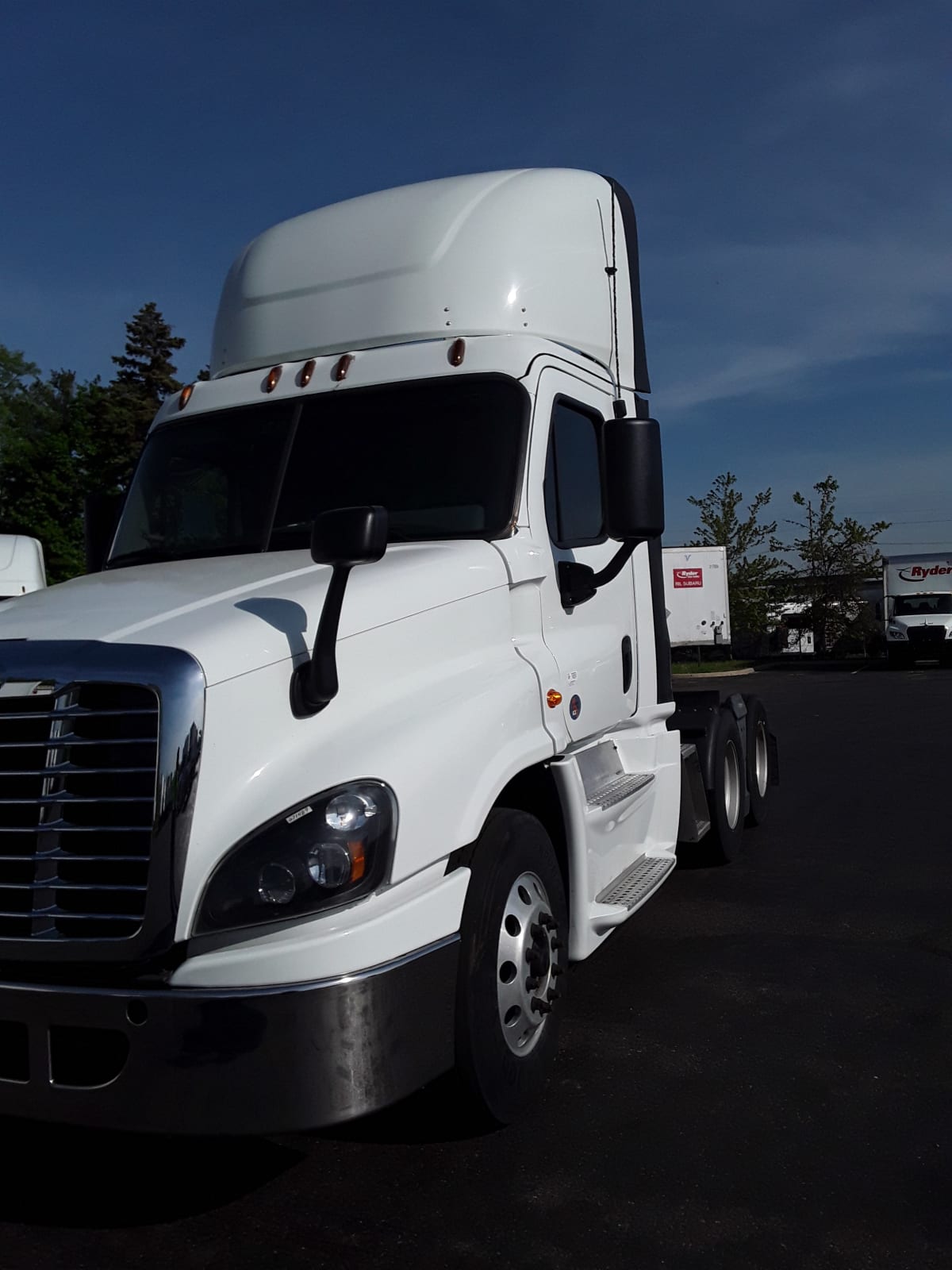 2017 Freightliner/Mercedes CASCADIA 125 671489