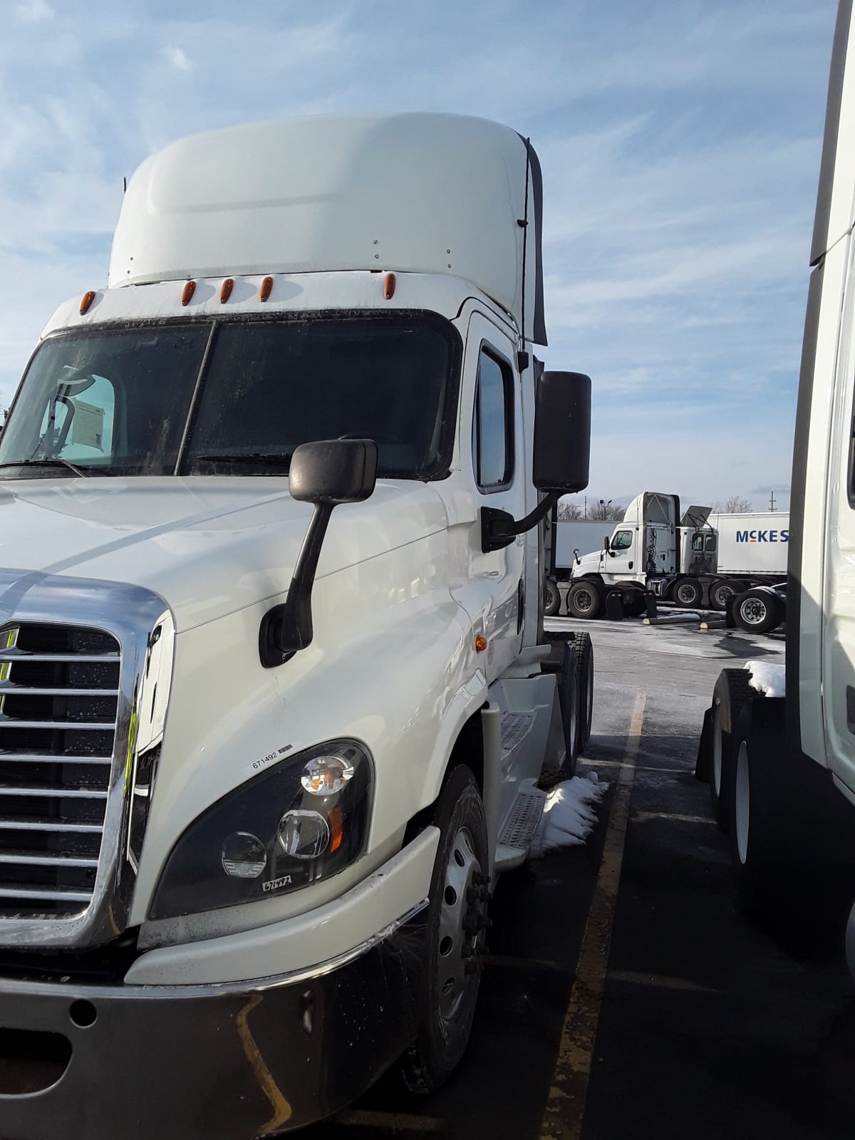 2017 Freightliner/Mercedes CASCADIA 125 671492