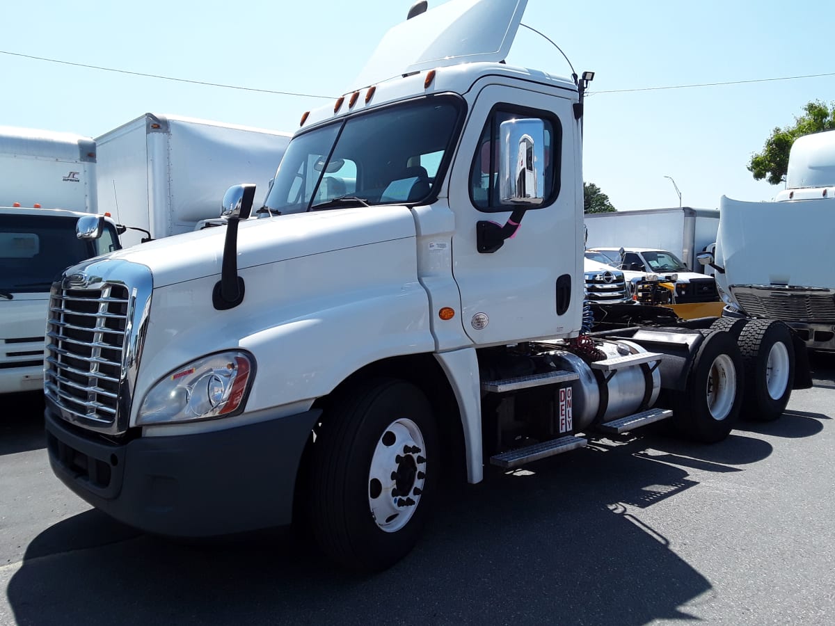 2017 Freightliner/Mercedes CASCADIA 125 673350