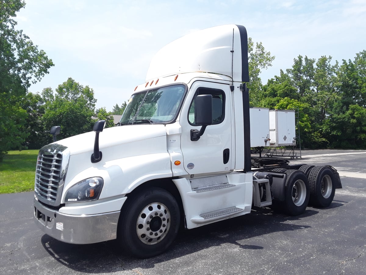 2017 Freightliner/Mercedes CASCADIA 125 673988