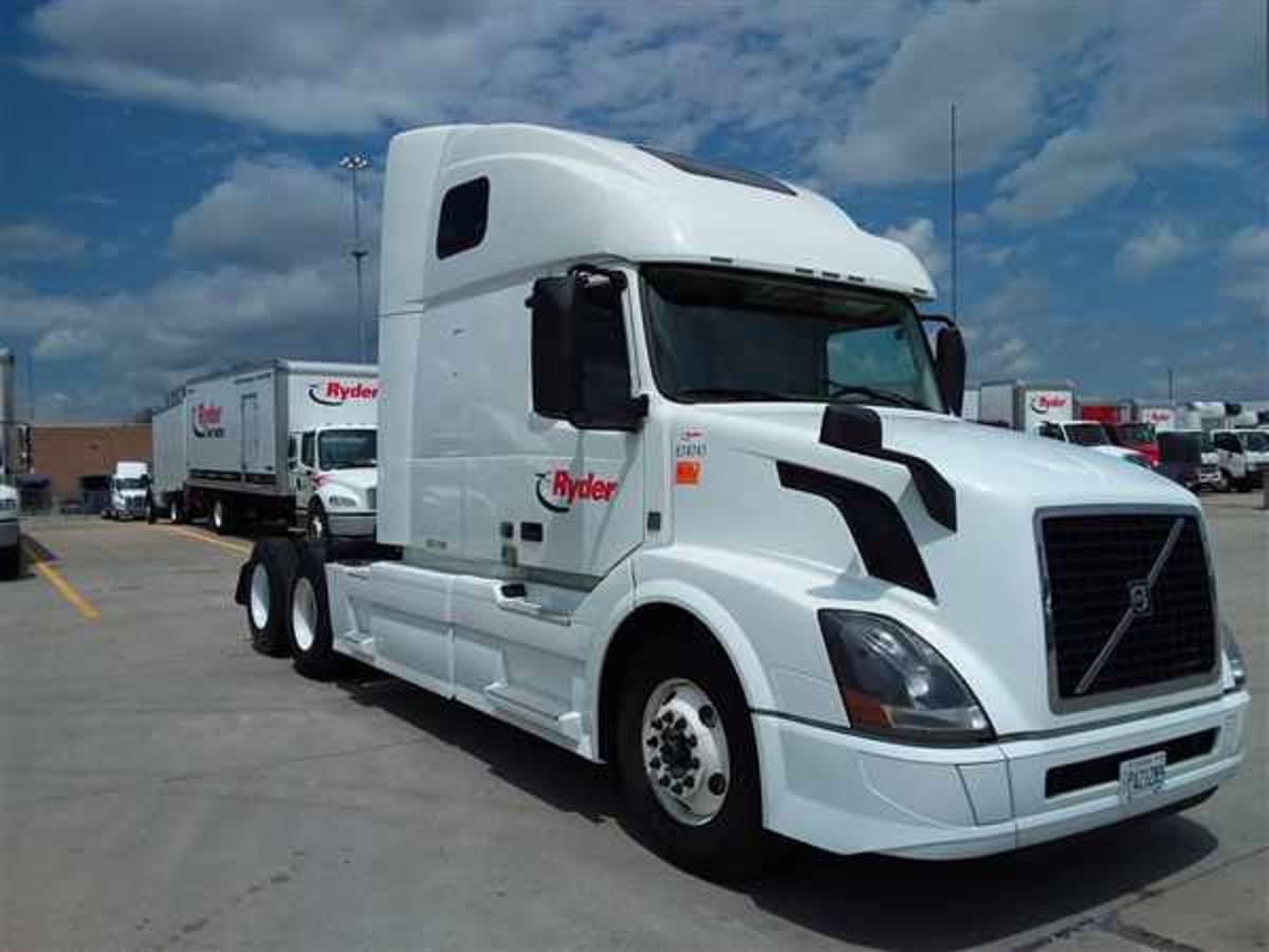 2017 Volvo VNL64TRACTOR 674741