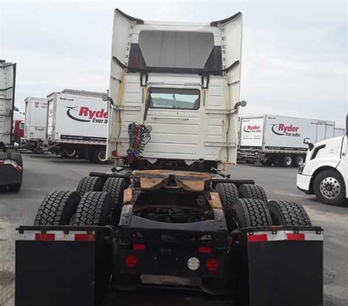 2017 Volvo VNL64TRACTOR 674804