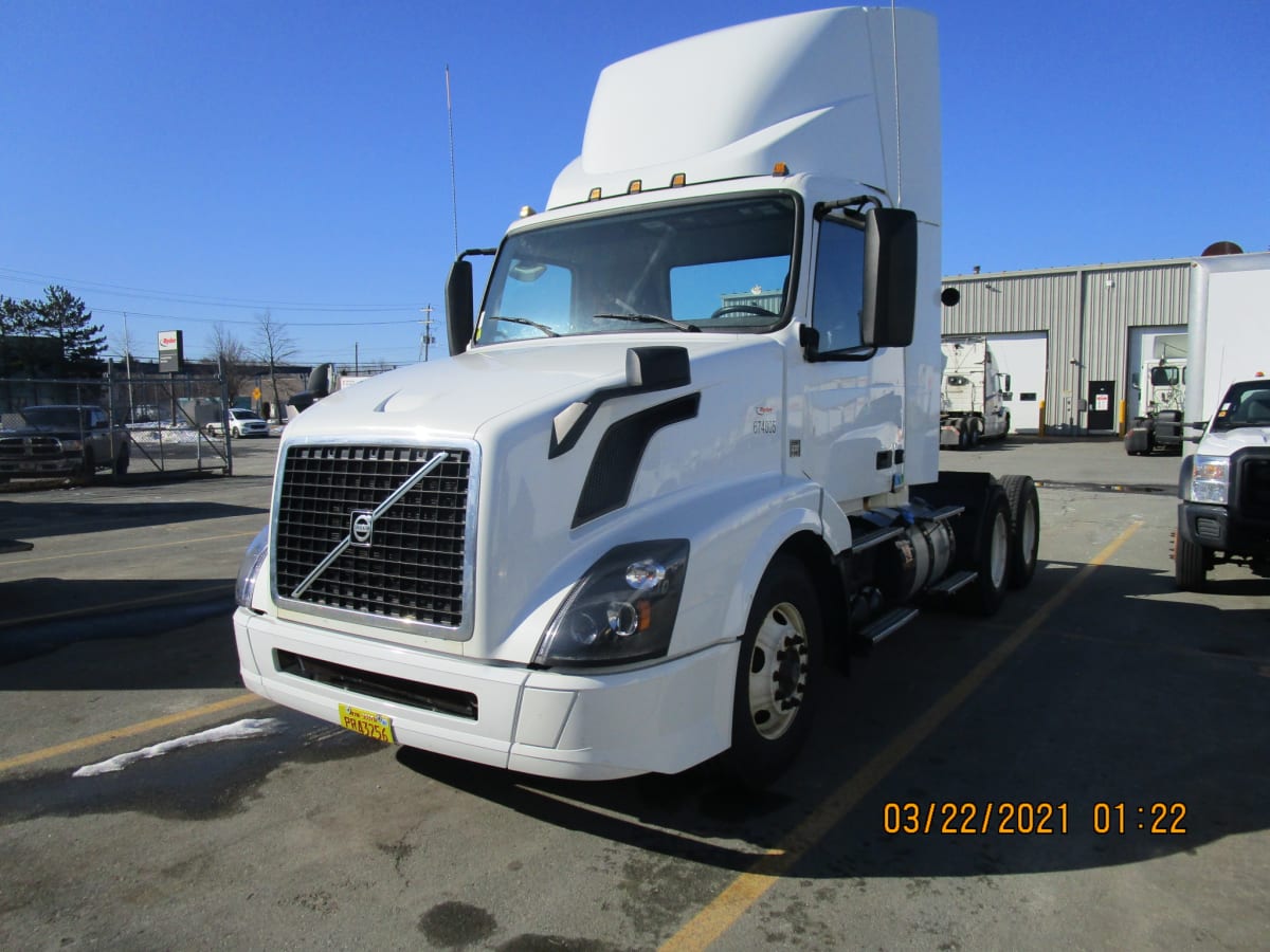 2017 Volvo VNL64TRACTOR 674805