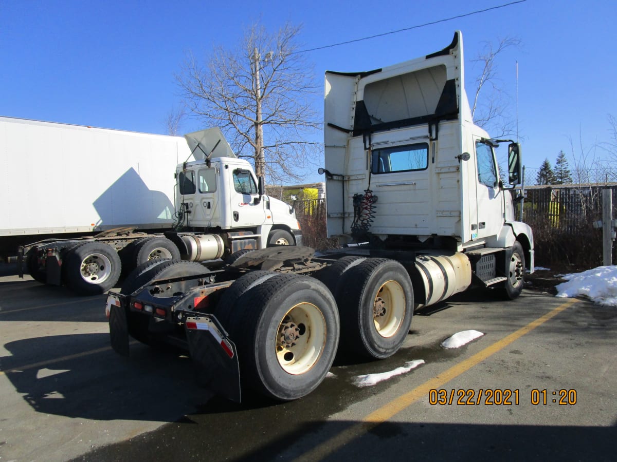 2017 Volvo VNL64TRACTOR 674805