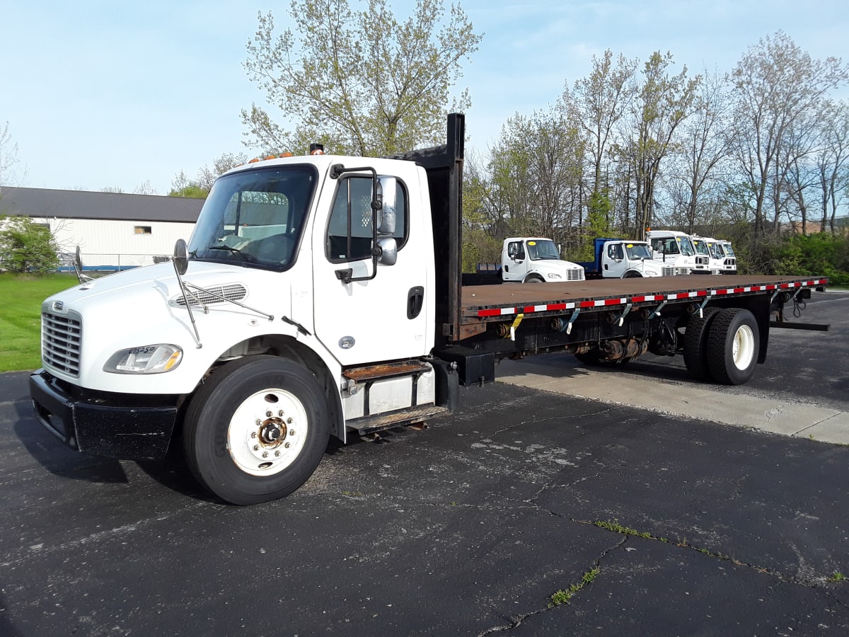 Freightliner/Mercedes M2 106 VEH-675250