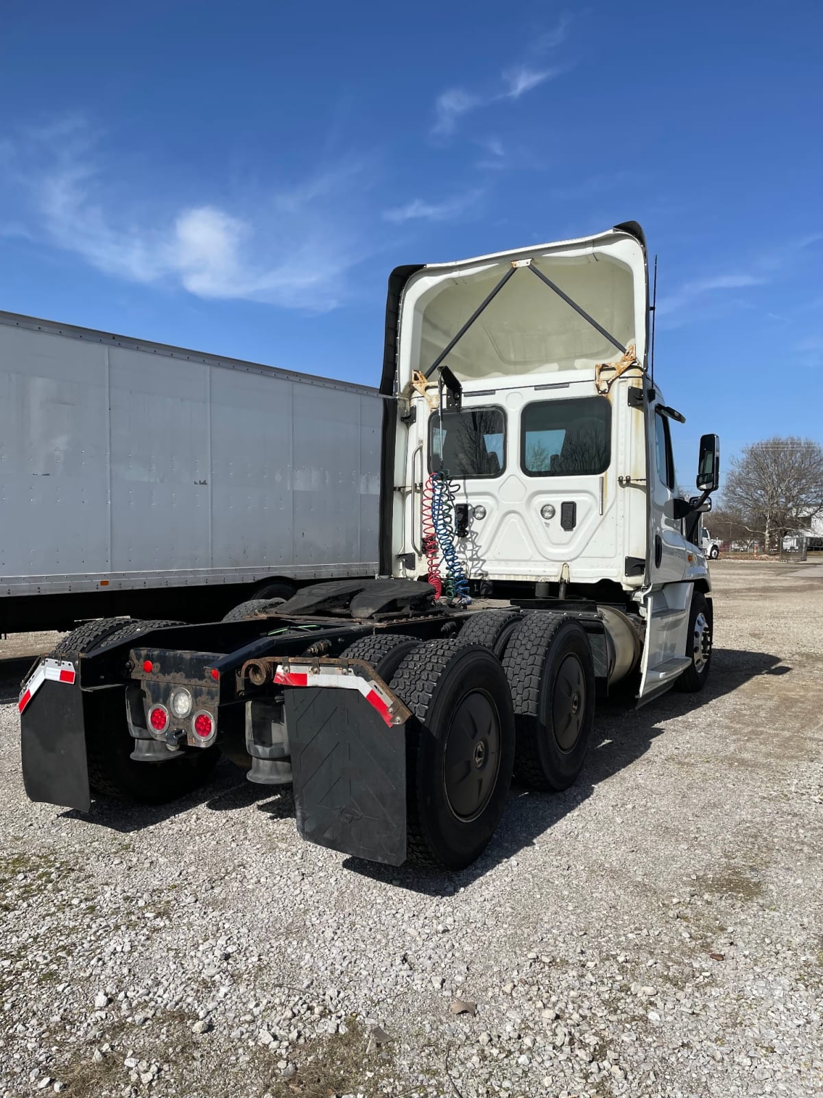 2017 Freightliner/Mercedes CASCADIA 125 676430