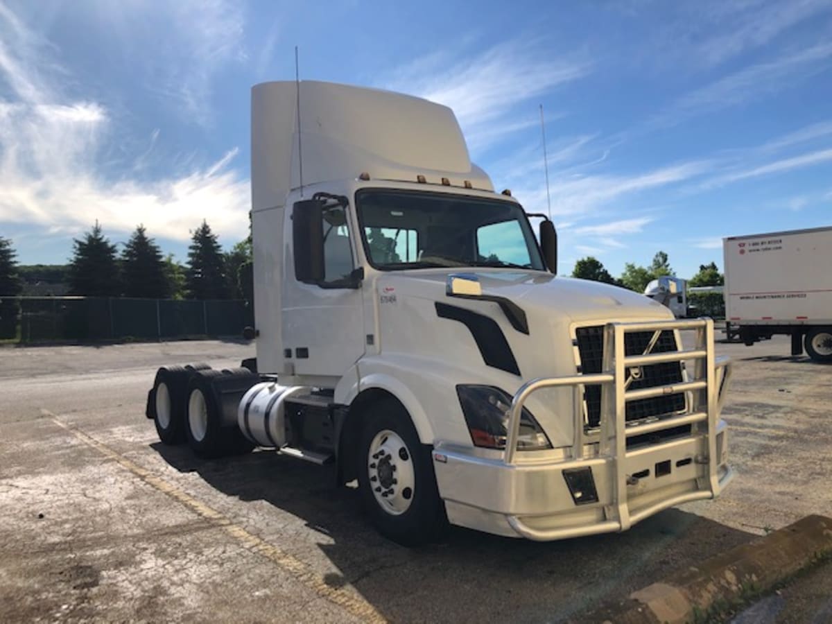 2017 Volvo VNL64TRACTOR 678464