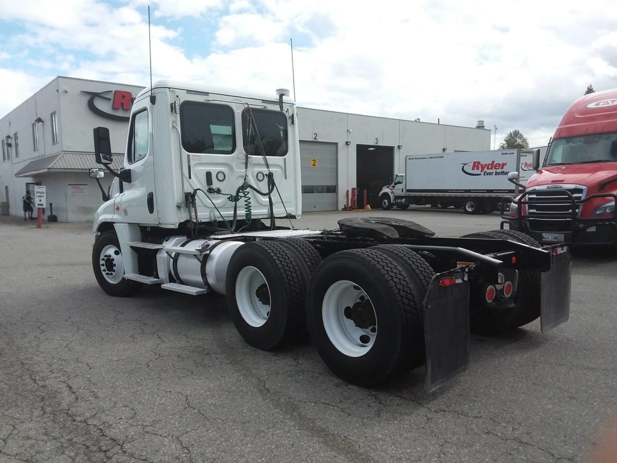 2018 Freightliner/Mercedes CASCADIA 125 745930