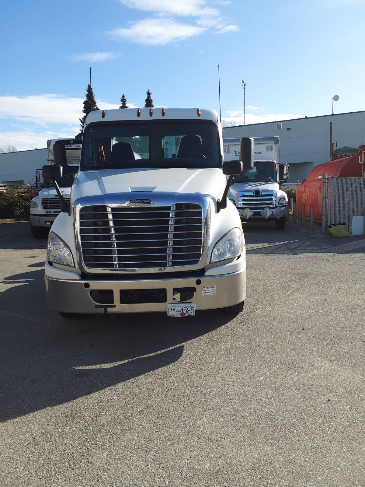 2018 Freightliner/Mercedes CASCADIA 125 745931