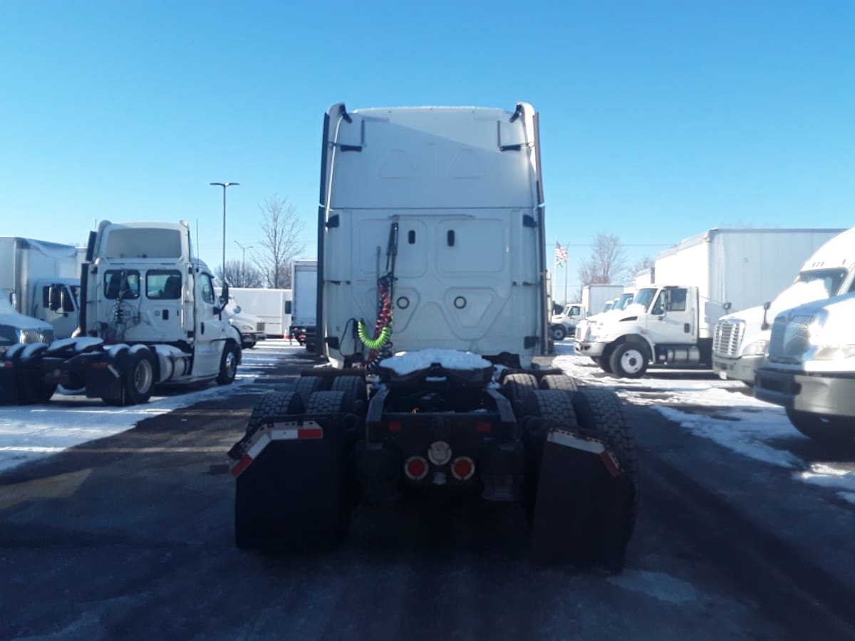 2018 Freightliner/Mercedes CASCADIA 125 760192