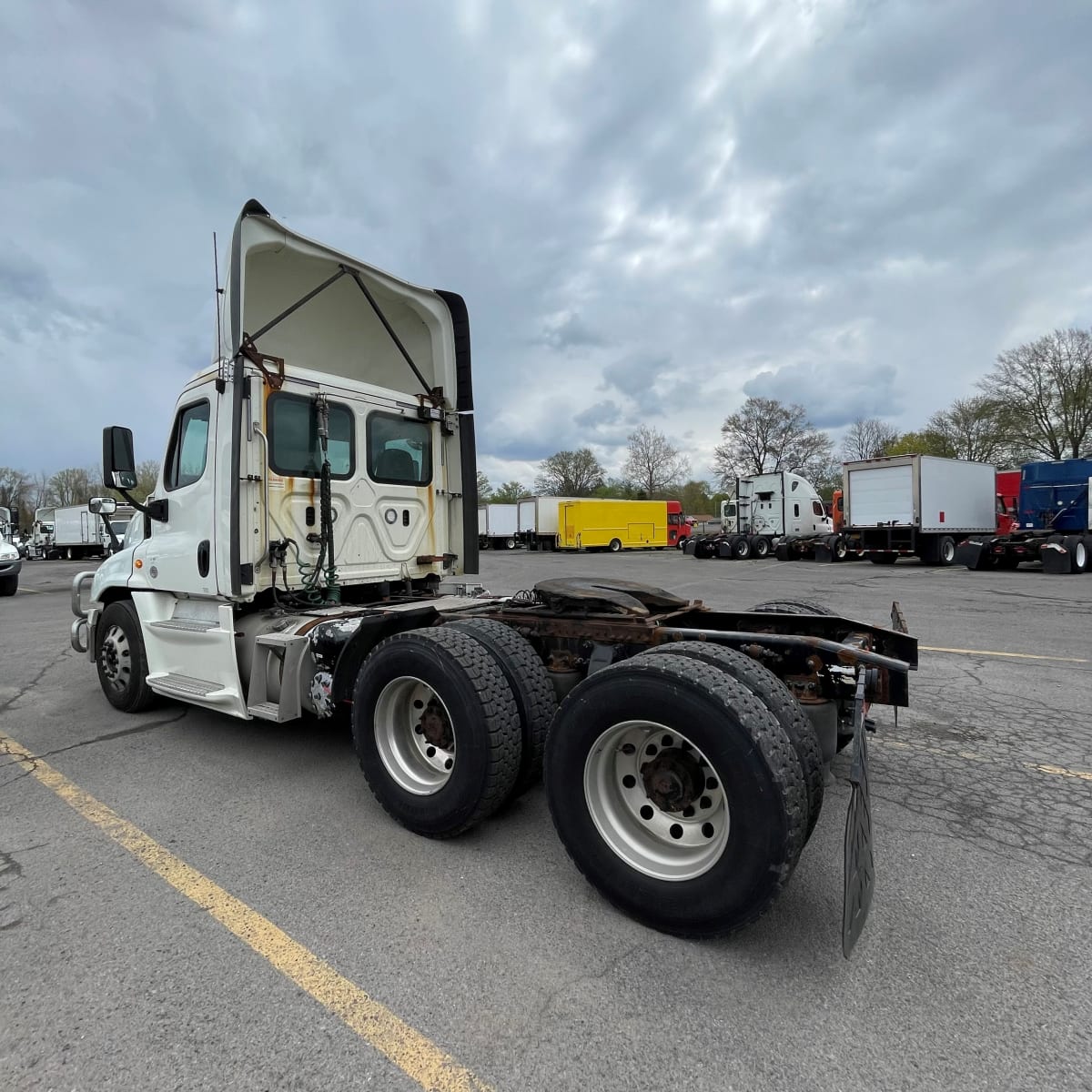 2018 Freightliner/Mercedes CASCADIA 125 763125