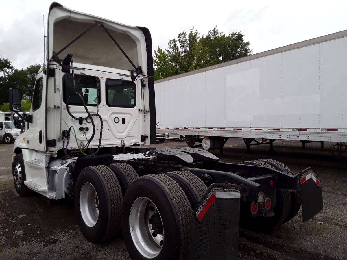 2018 Freightliner/Mercedes CASCADIA 125 772089