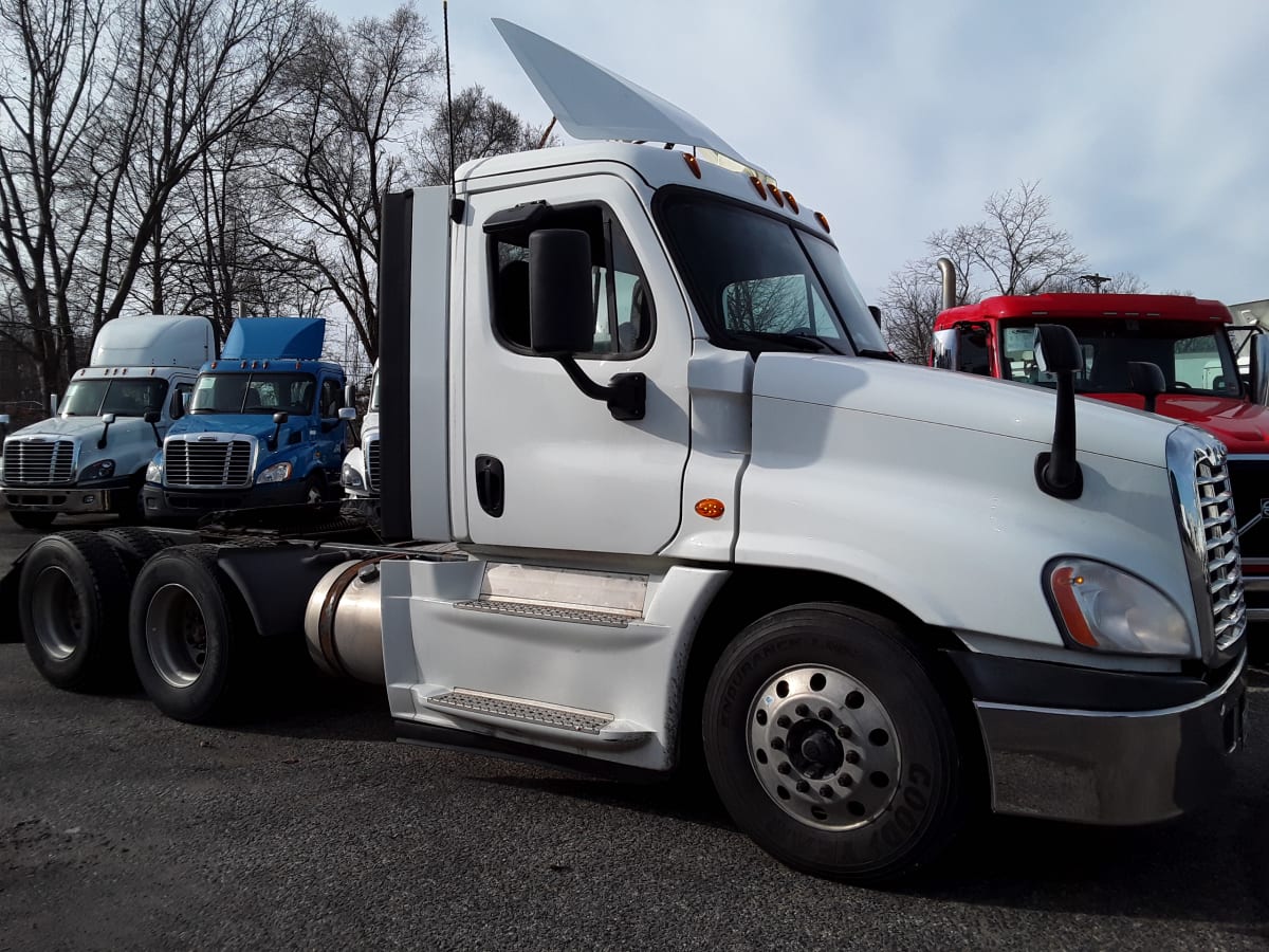 2018 Freightliner/Mercedes CASCADIA 125 776510