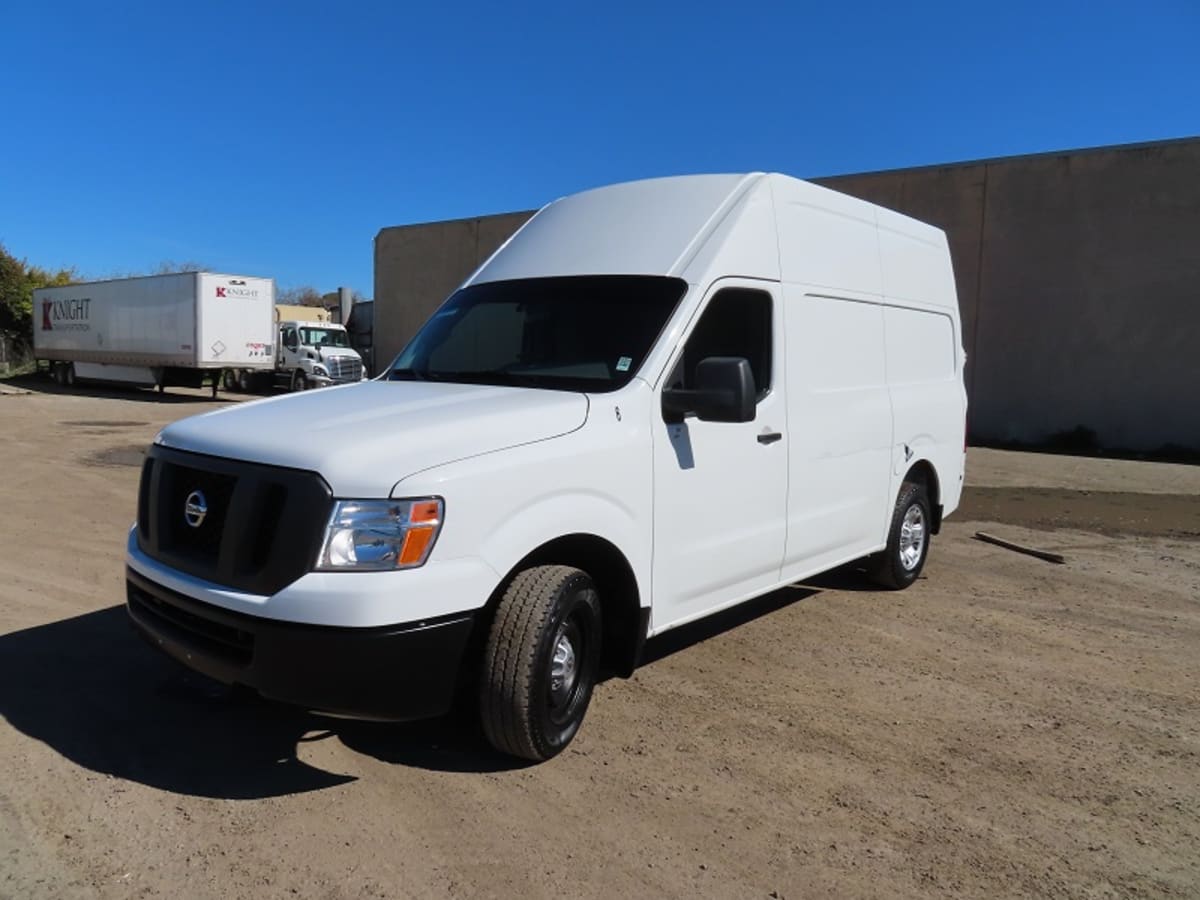 Nissan NV2500