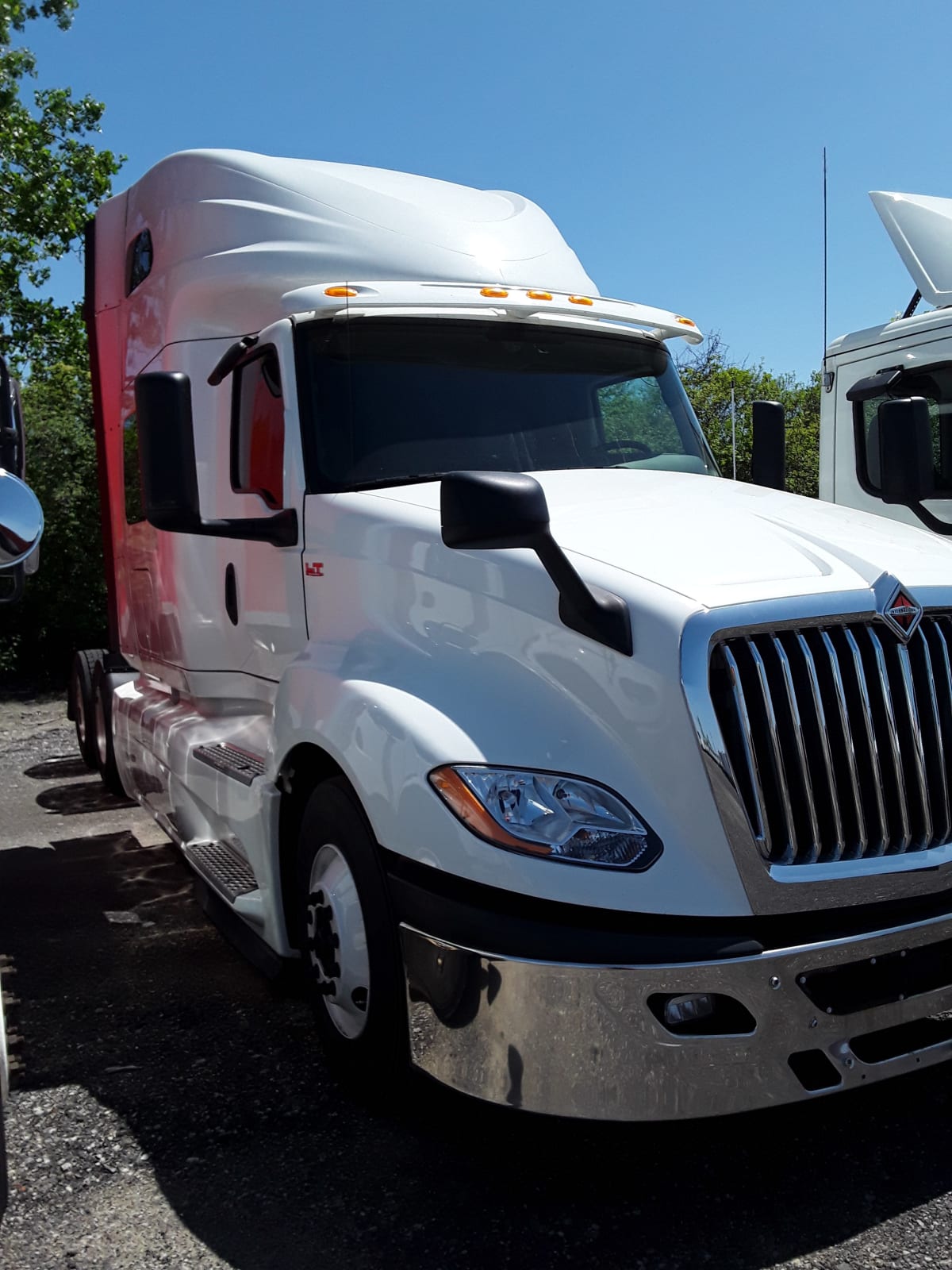 Navistar International LT625 SLPR CAB VEH-787765