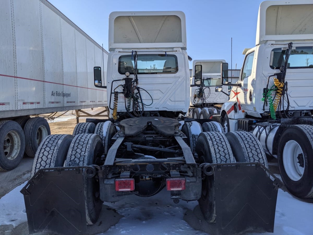 2019 Navistar International LT625 DAYCAB T/A 814377