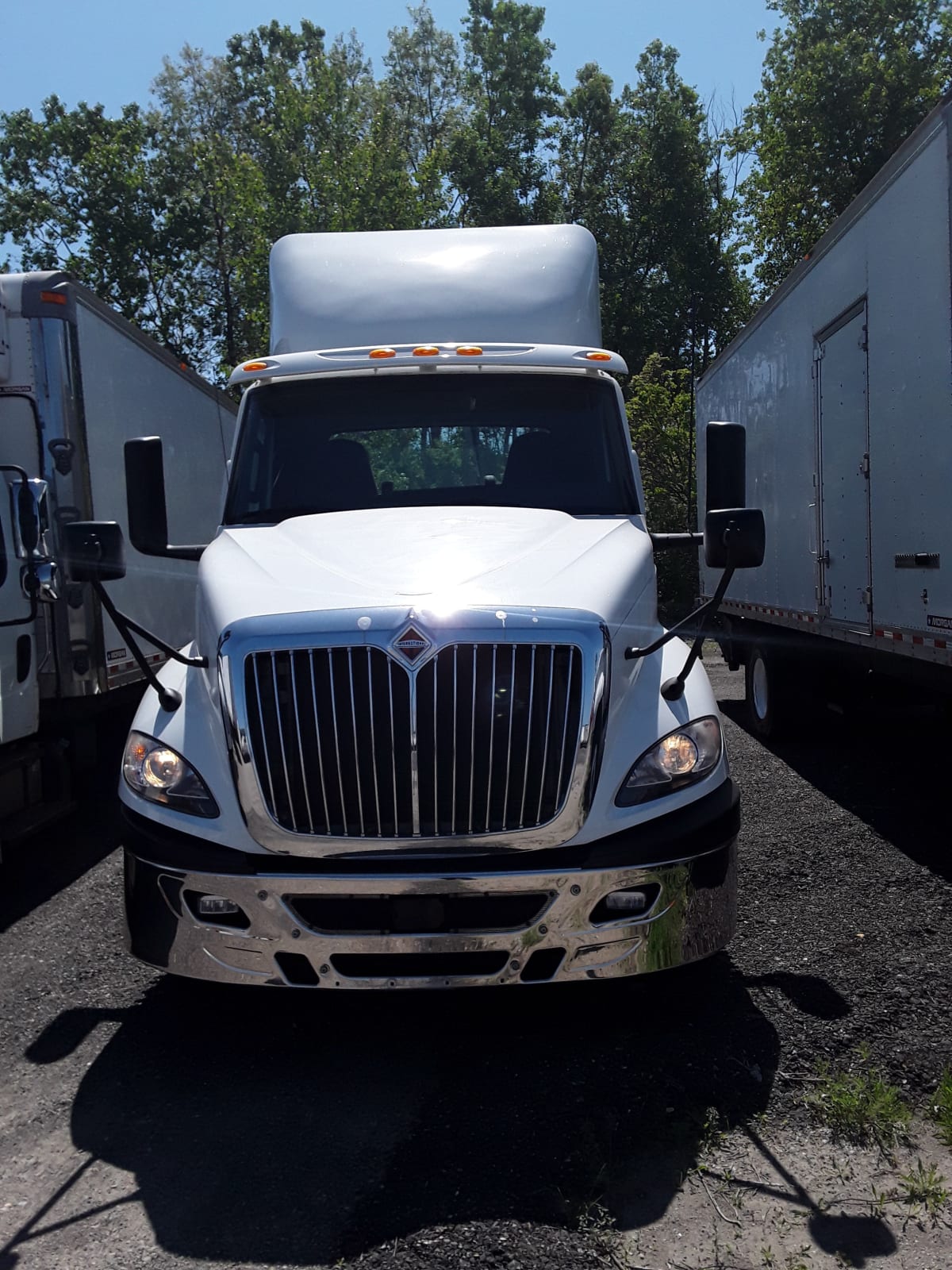 2019 Navistar International RH613 DAYCAB S/A 880355