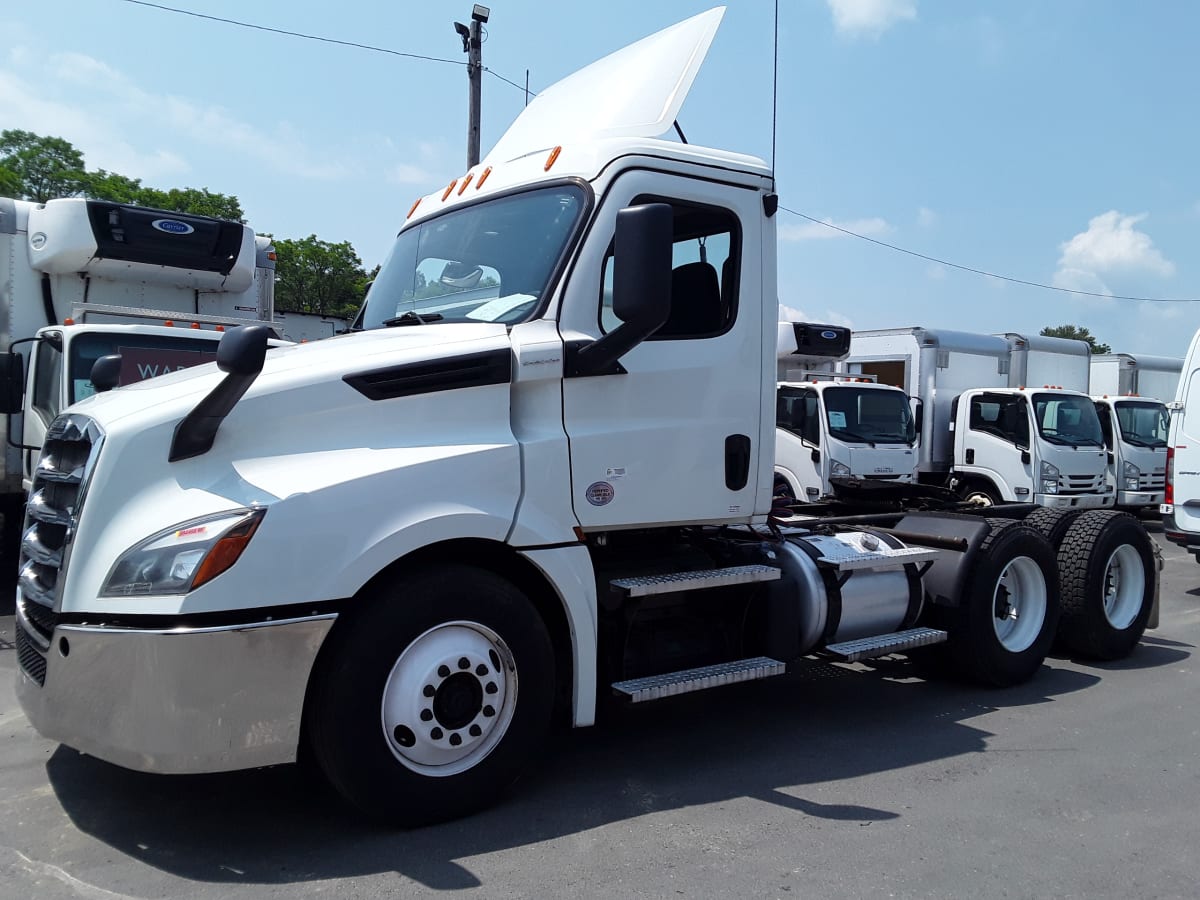 2020 Freightliner/Mercedes NEW CASCADIA PX12664 884468