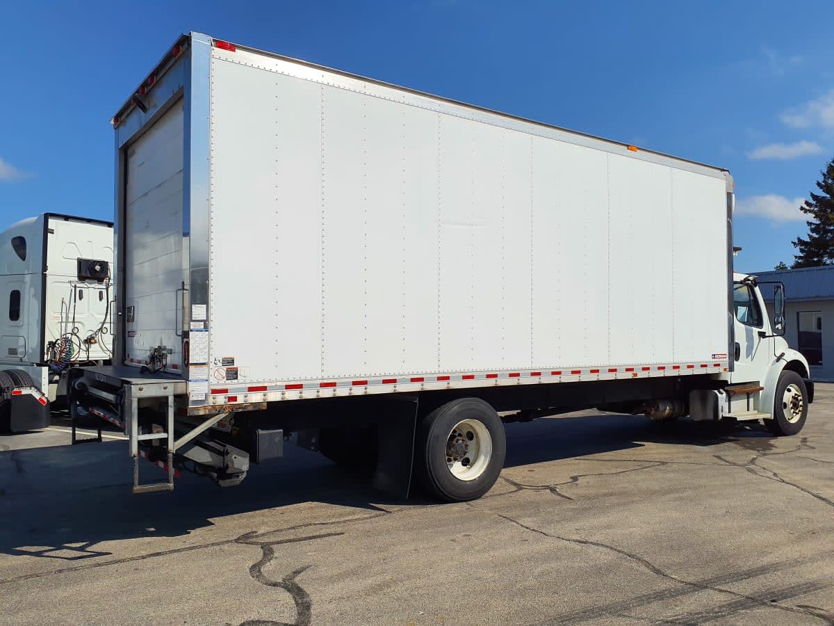 2020 Freightliner M2 106 200056