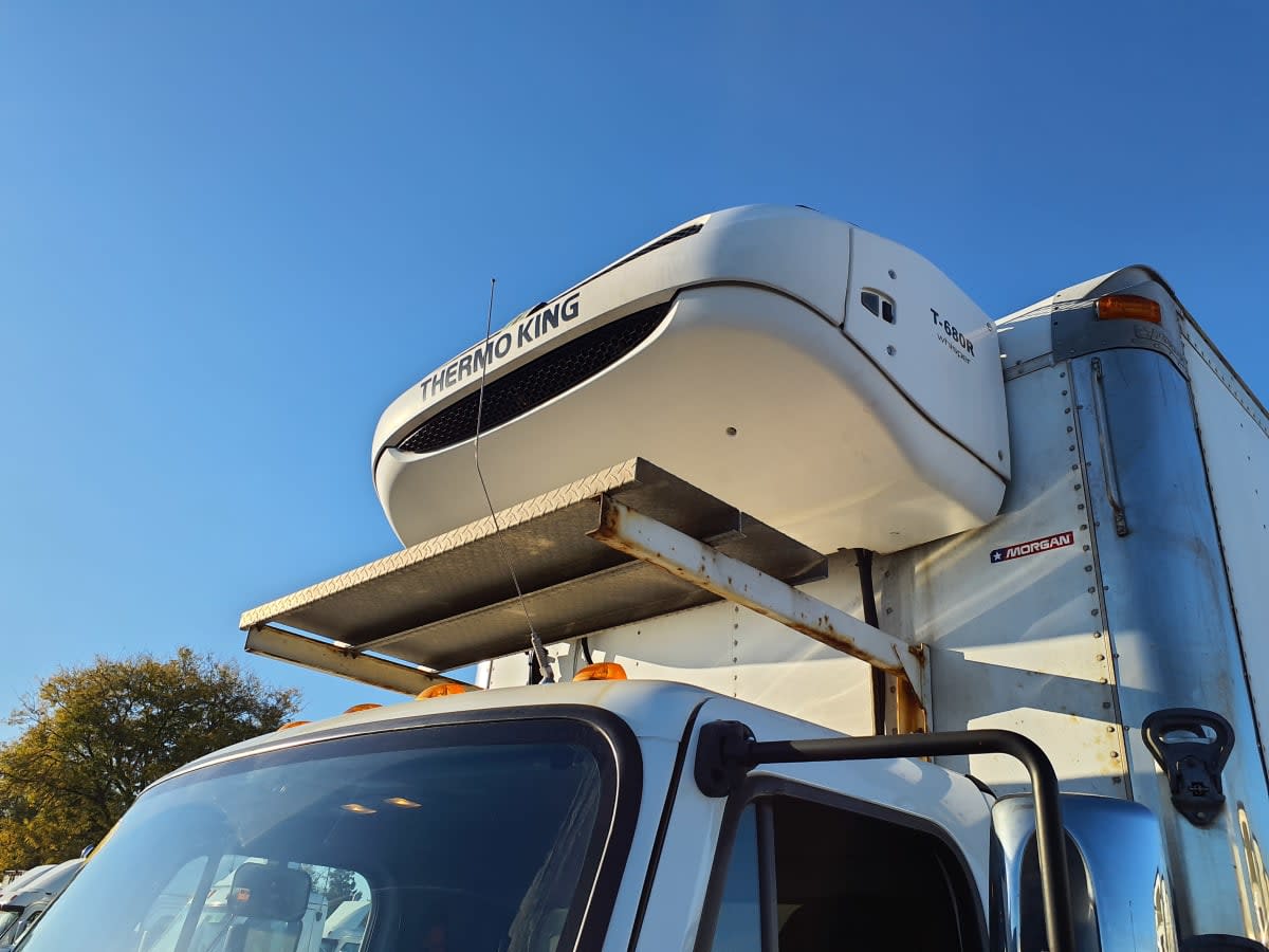2020 Freightliner/Mercedes M2 106 200058