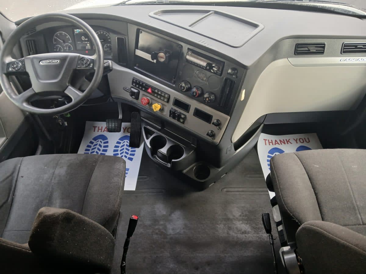 2020 Freightliner - image 7