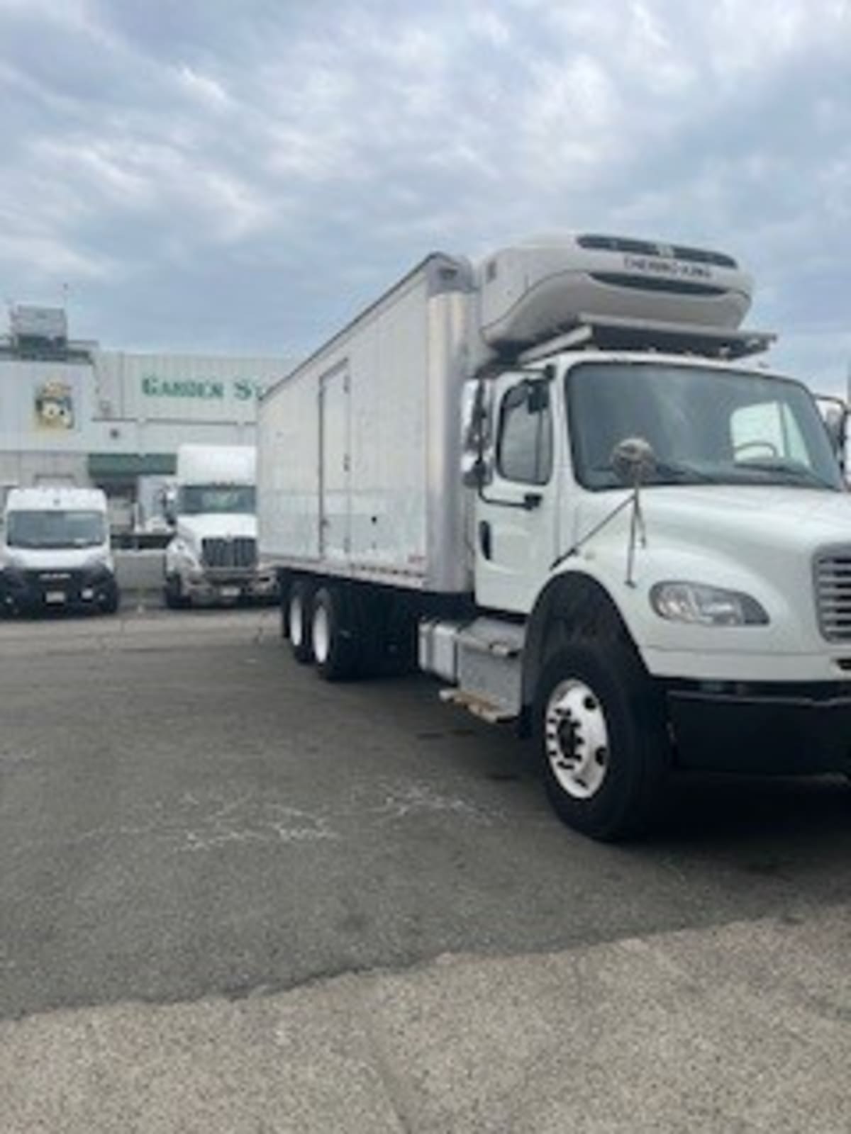 2020 Freightliner/Mercedes M2 106 200206