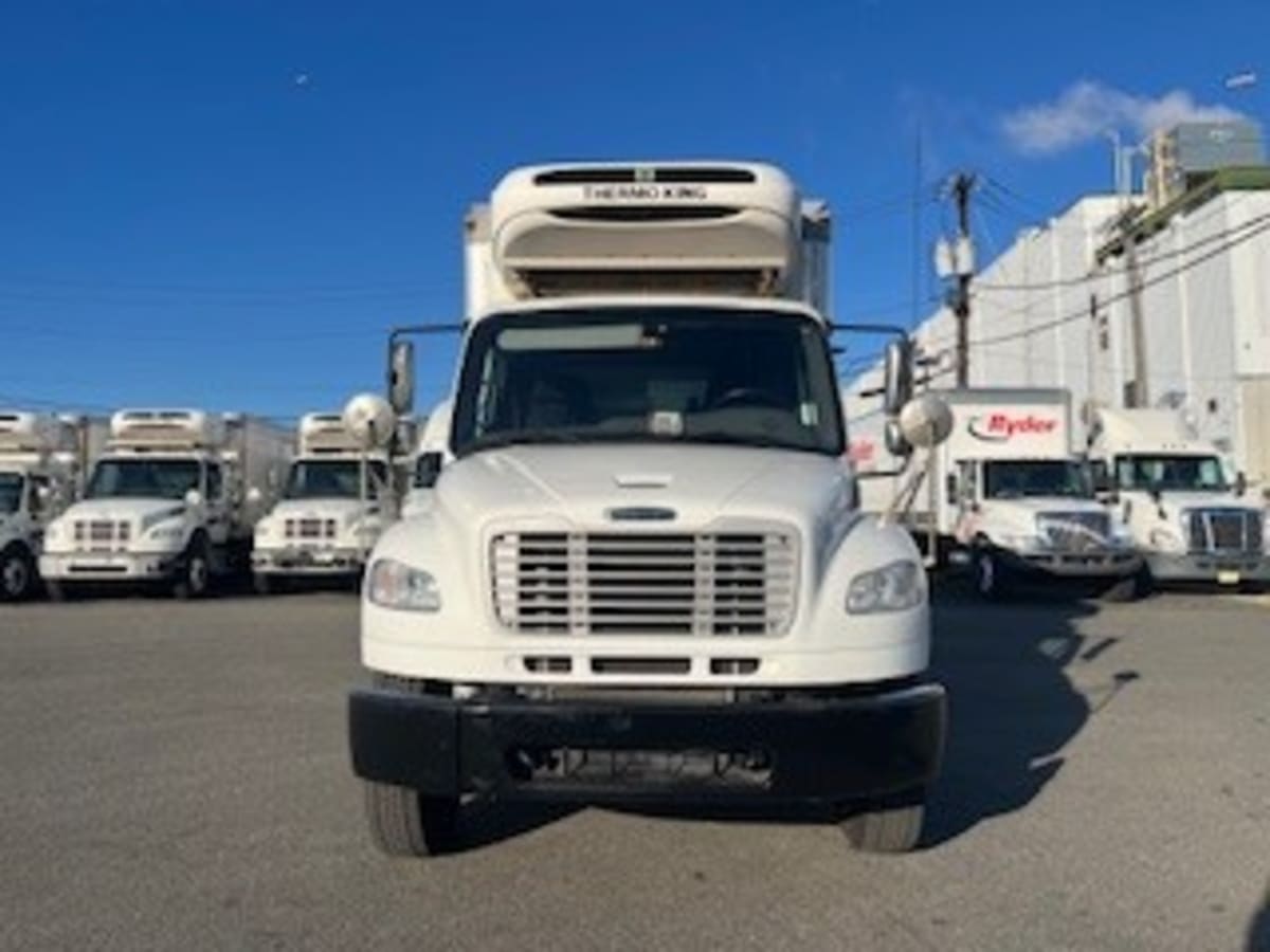 2020 Freightliner/Mercedes M2 106 200208