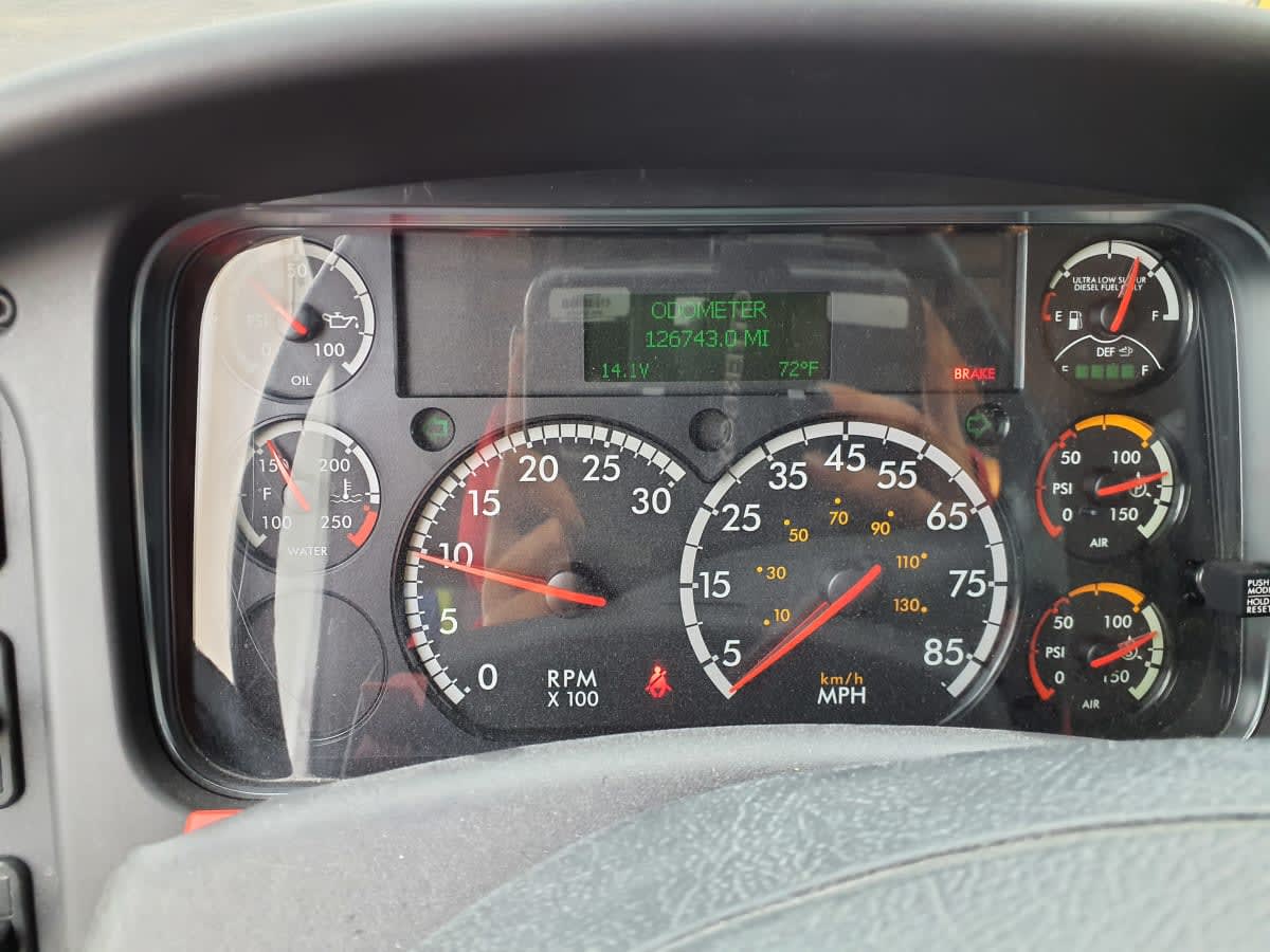 2020 Freightliner/Mercedes M2 106 200283