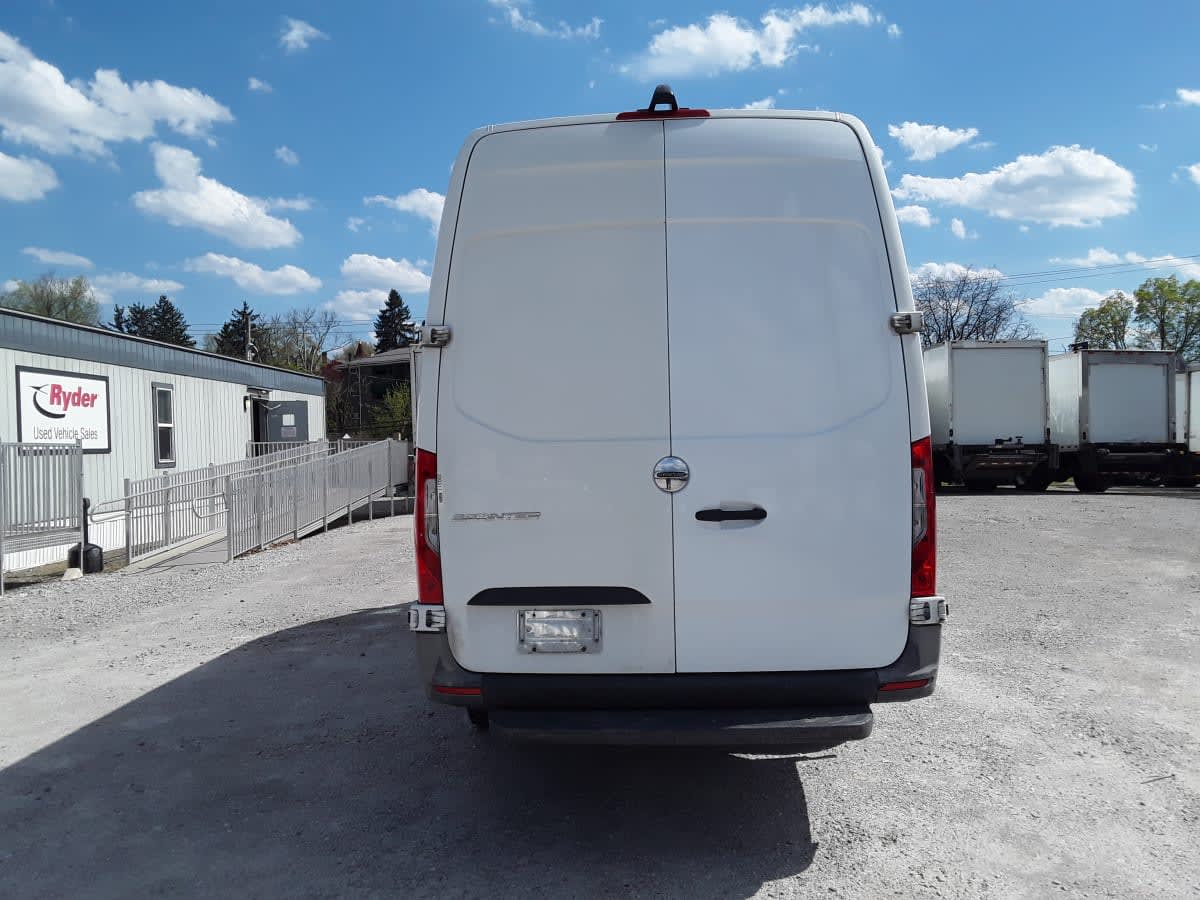 2020 Mercedes-Benz 2500 200311