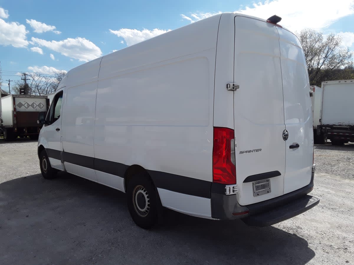 2020 Mercedes-Benz 2500 200311