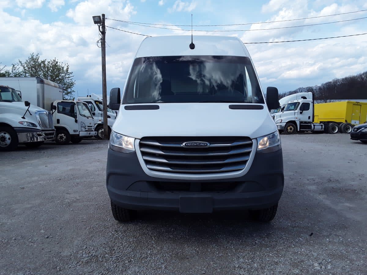 2020 Mercedes-Benz 2500 200311